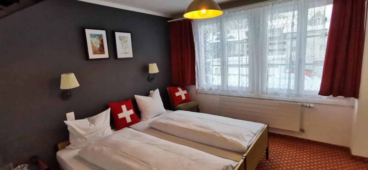 Hotel Bergidyll อันเดอร์แมท ภายนอก รูปภาพ